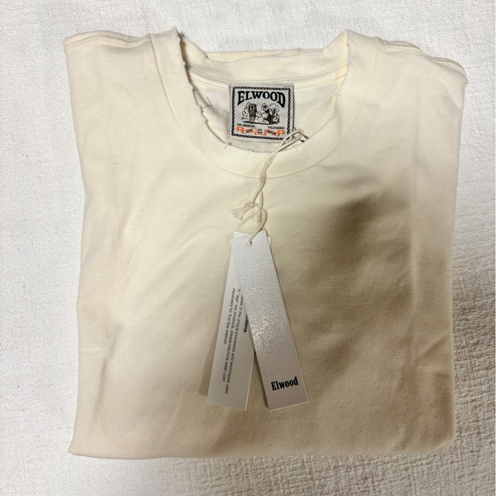 Women’s Short Sleeve Tee in Cream - Classic Everyday Staple - Picture 5 of 6